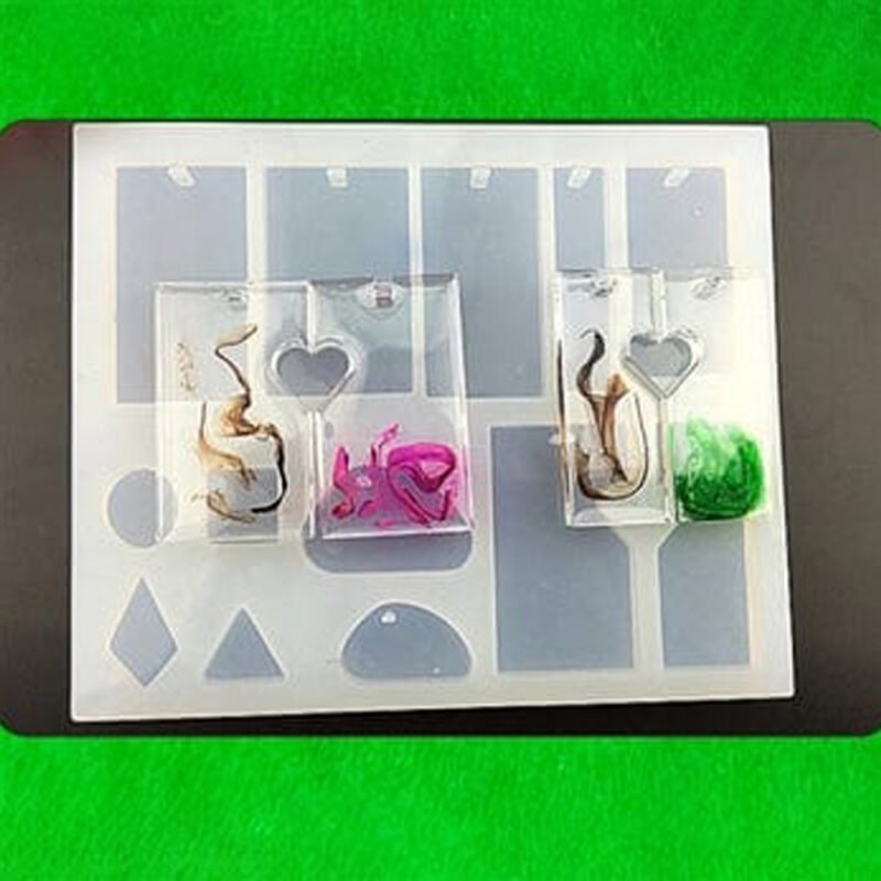 13 Cavity Pendant & Keychain Mould